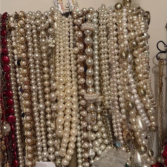 Unlisted Jewelry 9/24 - Picture 2 of 3